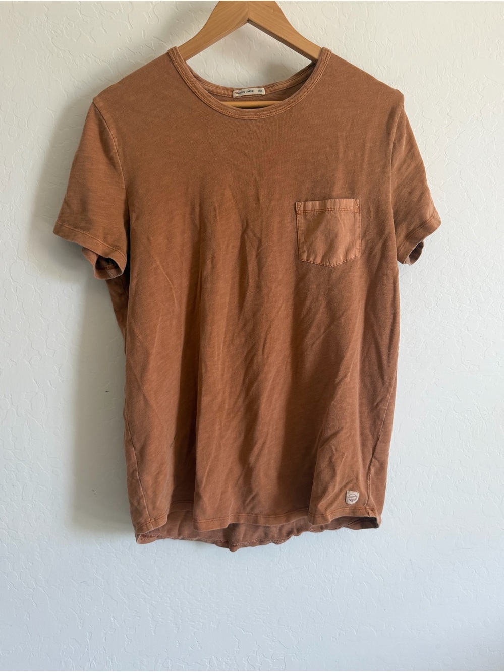 Marine Layer Men’s Signature Pocket Tee Terracotta Brown M/L